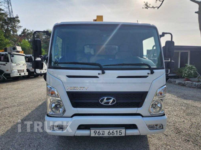 현대 카고크레인 수산중공업 올뉴마이티 5톤 2