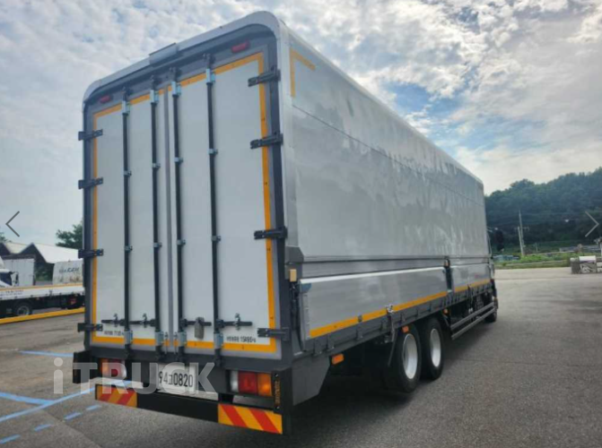 현대 메가트럭 280 후축 윙바디 5톤 수동 3