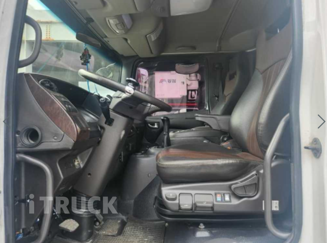 현대 메가트럭 280 후축 윙바디 5톤 수동 11