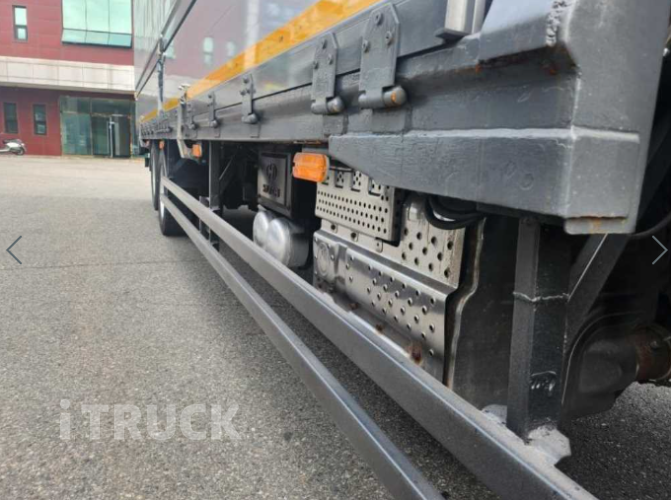 현대 메가트럭 280 후축 윙바디 5톤 수동 8