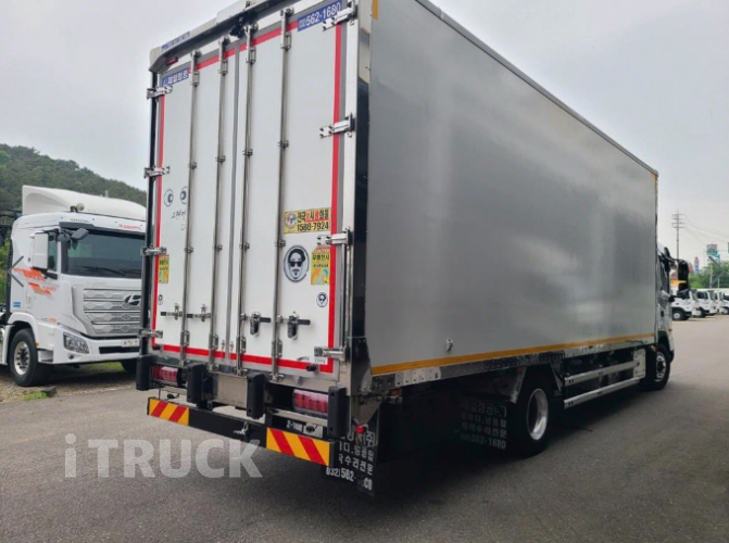 현대 파비스 300 단바리 윙바디 5톤 오토 3