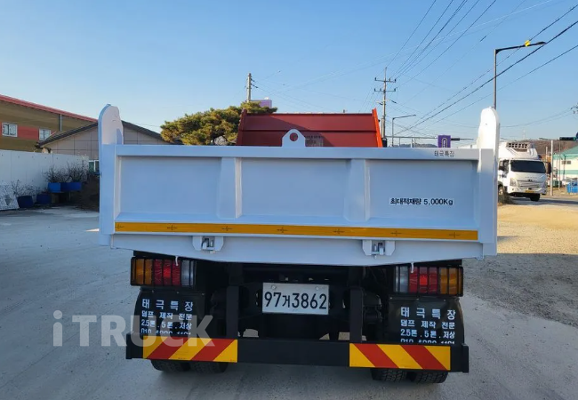 현대 메가트럭 화물덤프 5톤 4