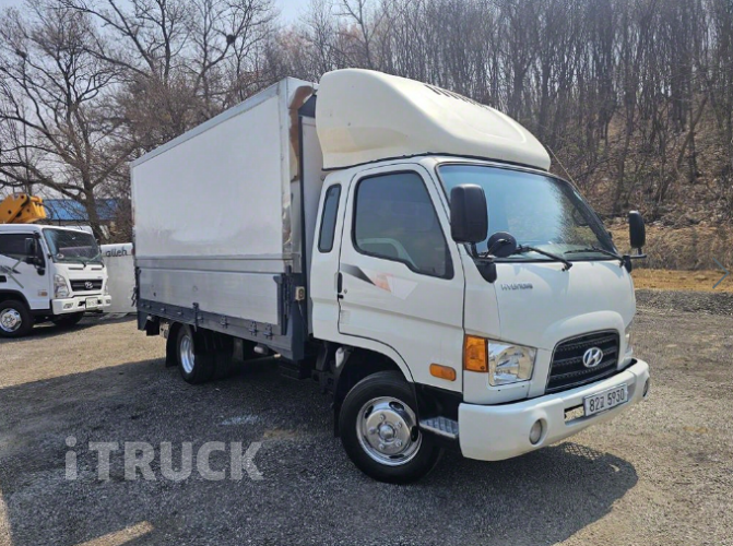 현대 이마이티 2.5톤 윙바디 슈퍼캡 1