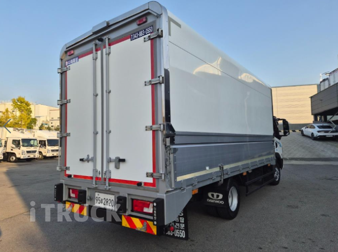 타타대우 더쎈 3.5톤 광폭 윙바디 슬리퍼캡(더블캡, 크루캡) 6