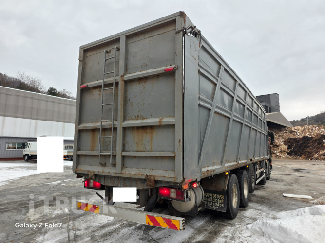 현대 우드칩 25톤 540 앞축 수동 8