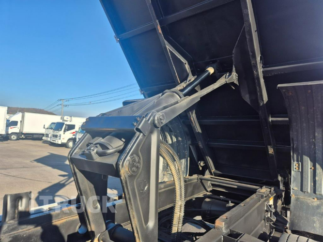 현대 메가트럭 화물덤프 5톤 12