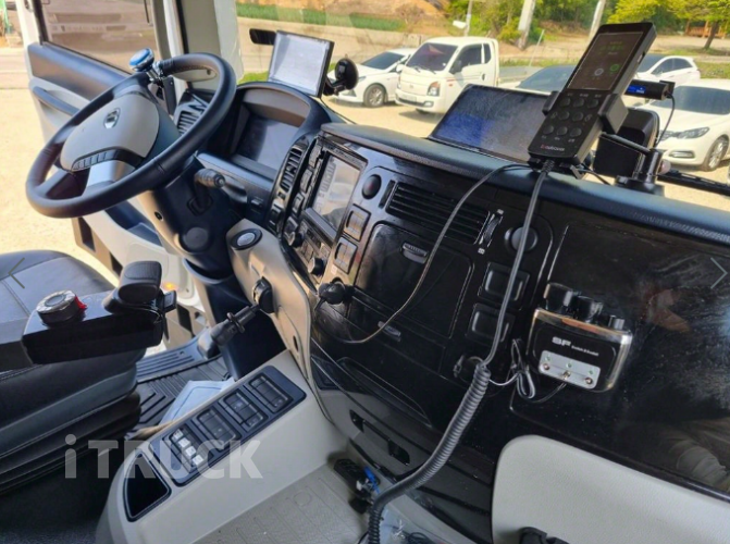 타타대우 맥쎈 320 후축 윙바디 8.5톤 오토 13