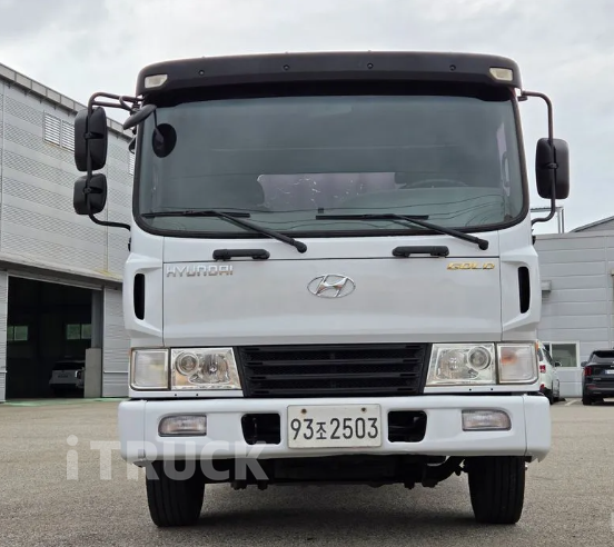 현대 메가트럭 250 단바리 카고 4.5톤 수동 1