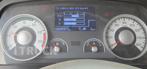 현대 메가트럭 250 단바리 카고 4.5톤 수동 9