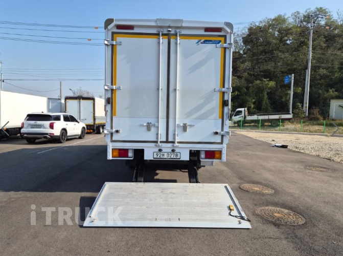 현대 마이티와이드 3.5톤 광폭 윙바디 슈퍼캡 9