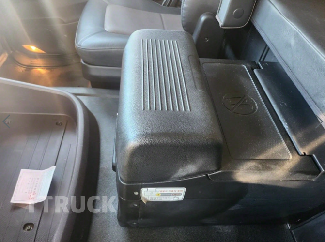 타타대우 프리마 560 앞축 상승윙바디 25톤 오토 11