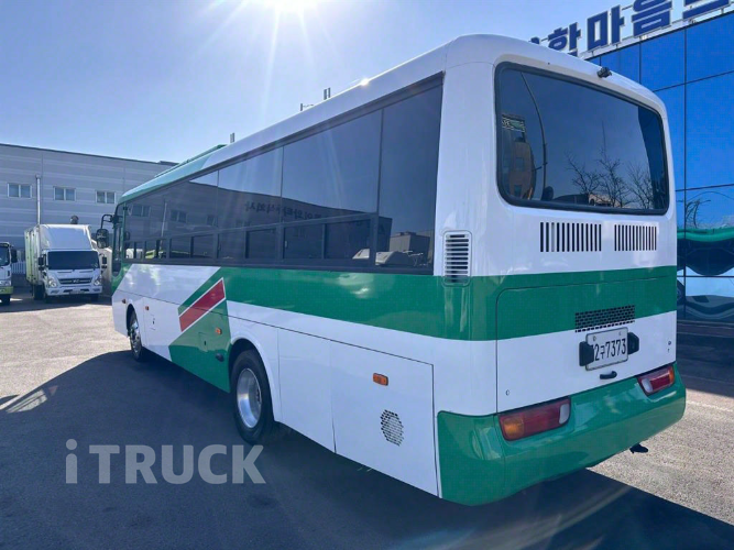 현대 버스 34인승 2