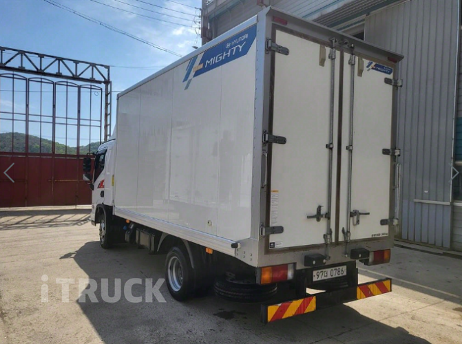 현대 올뉴마이티 2.5톤 표준탑 더블캡 4