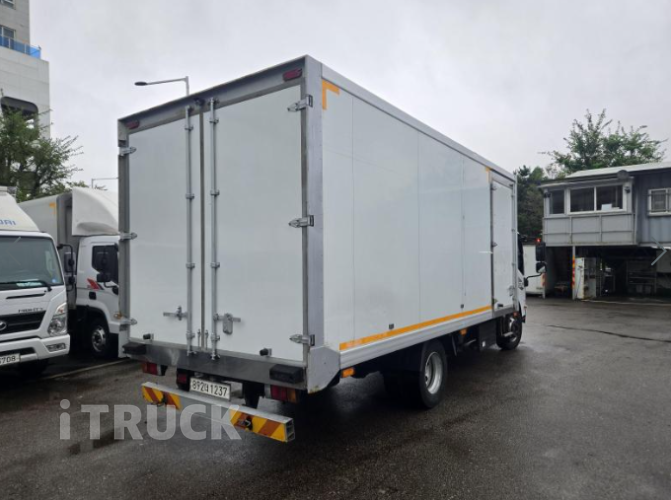 이스즈 엘프 3.5톤 냉동탑 6