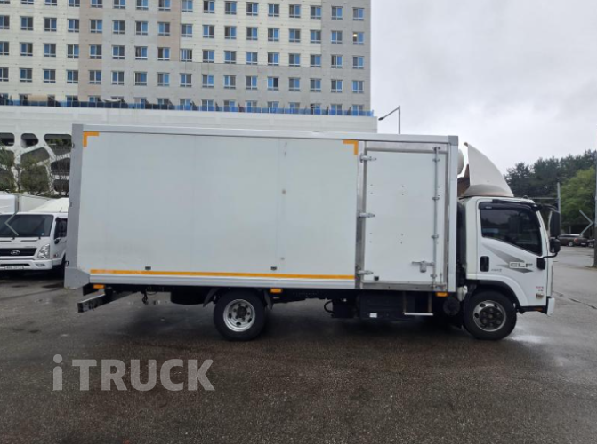 이스즈 엘프 3.5톤 냉동탑 4