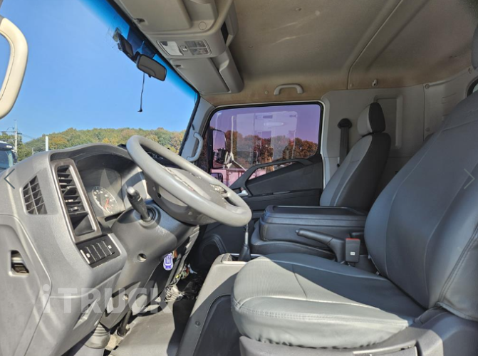 현대 마이티와이드 3.5톤 광폭 냉동탑 6