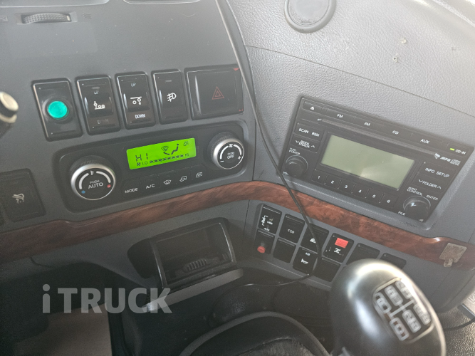 현대 트라고 400 후축 윙바디 14톤 수동 7