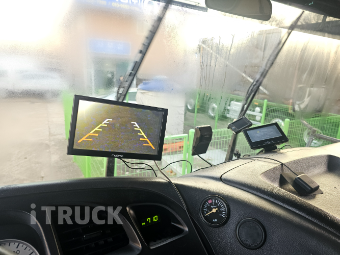 현대 트라고 400 후축 윙바디 14톤 수동 8