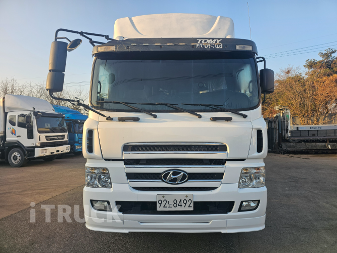 현대 트라고 400 후축 윙바디 14톤 수동 1