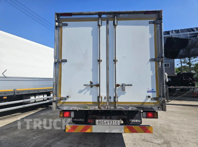 이스즈 엘프 3.5톤 냉동탑 5