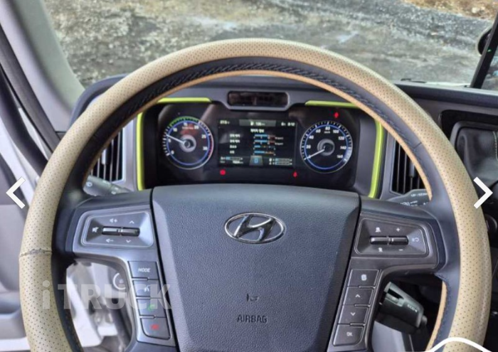 현대 메가트럭 300 후축 윙바디 7.5톤 오토 6