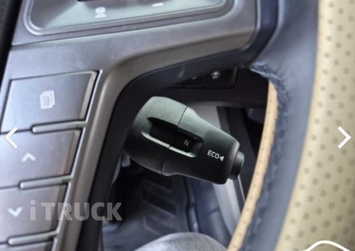 현대 메가트럭 300 후축 윙바디 7.5톤 오토 7