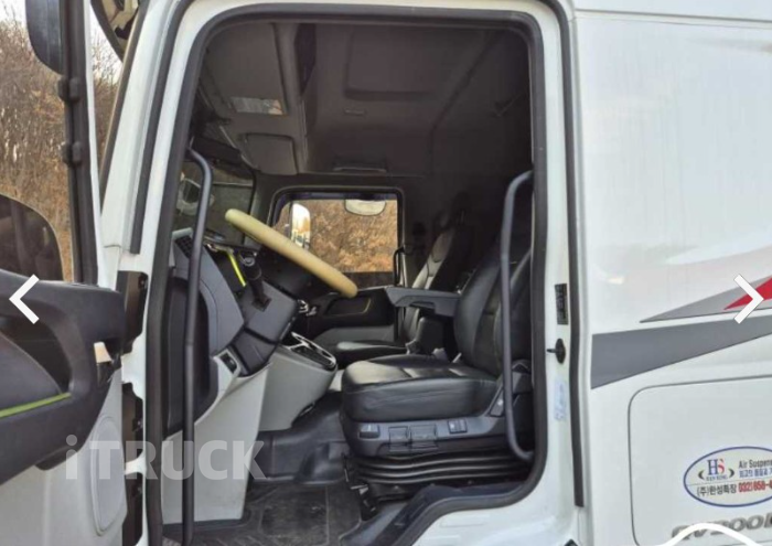 현대 메가트럭 300 후축 윙바디 7.5톤 오토 10