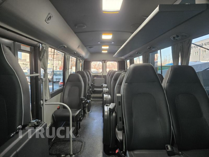 현대 버스 25인승 9