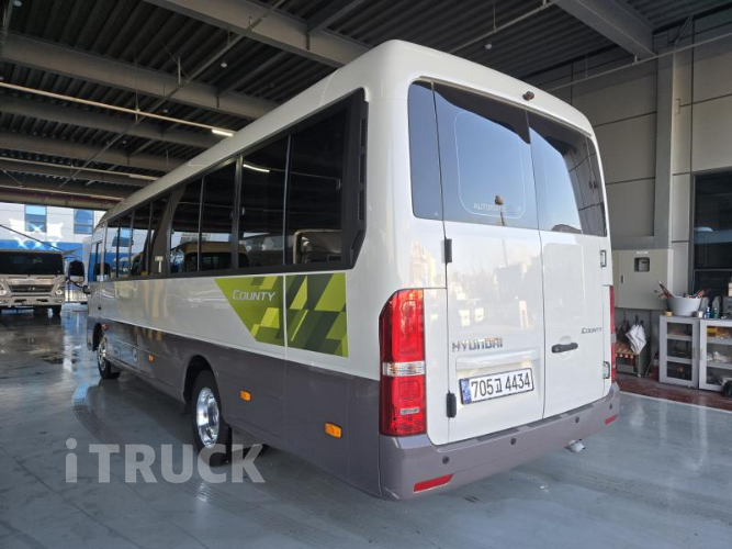 현대 버스 25인승 5