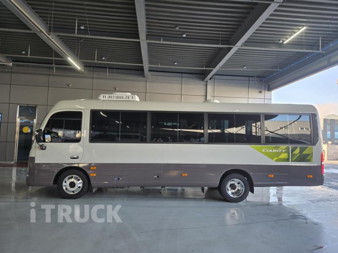 현대 버스 25인승 4