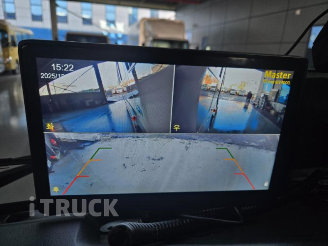 현대 버스 25인승 15