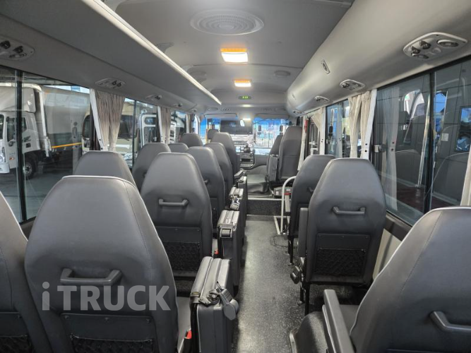 현대 버스 25인승 10