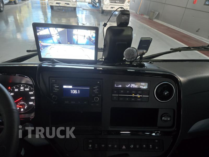 현대 버스 25인승 14