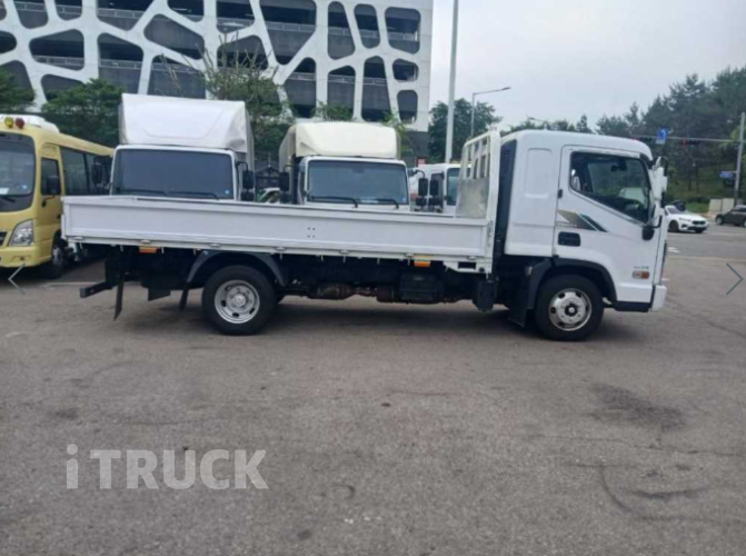 현대 올뉴마이티 2.5톤 카고 슈퍼캡 3