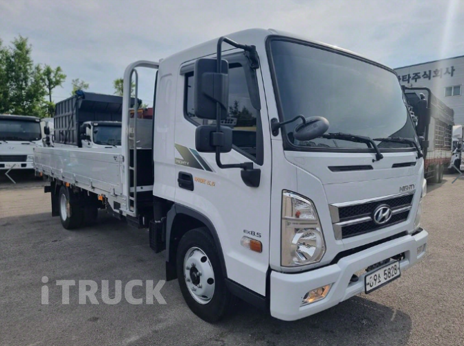 현대 마이티와이드 2.5톤 광폭 카고 슈퍼캡 1