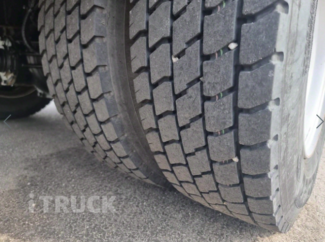 현대 마이티와이드 2.5톤 광폭 카고 슈퍼캡 16