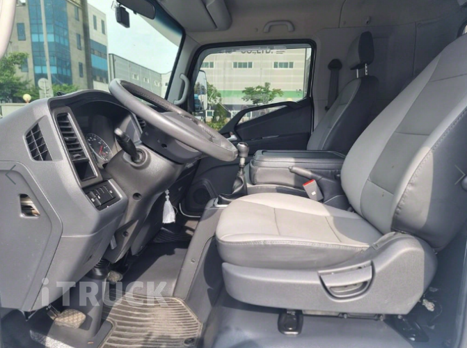 현대 마이티와이드 2.5톤 광폭 카고 슈퍼캡 9