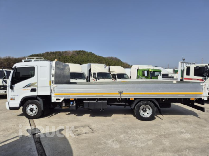 현대 마이티와이드 3.5톤 광폭 카고 슈퍼캡 3