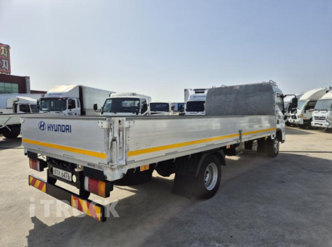 현대 마이티와이드 3.5톤 광폭 카고 슈퍼캡 7