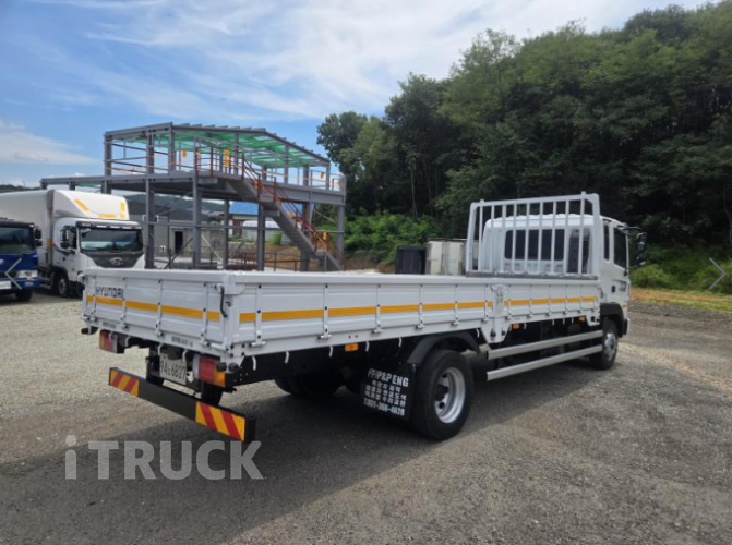 현대 메가트럭 250 단바리 카고 5톤 오토 5