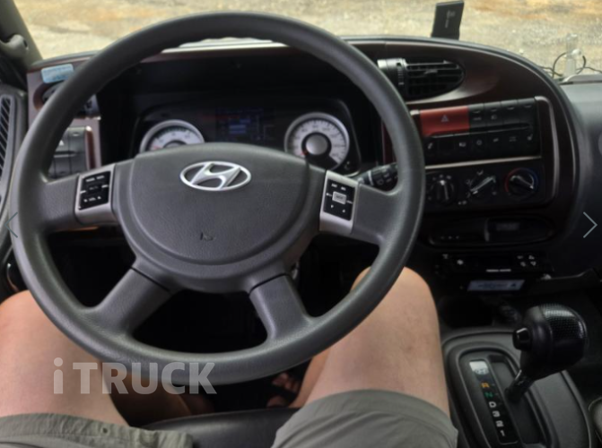 현대 메가트럭 250 단바리 카고 5톤 오토 12