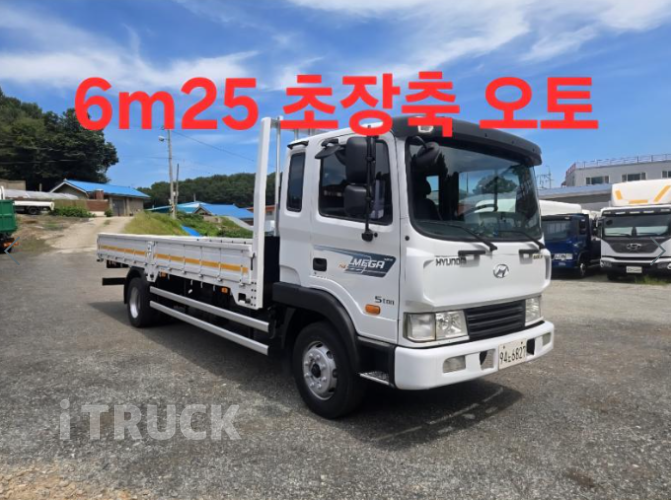 현대 메가트럭 250 단바리 카고 5톤 오토 1