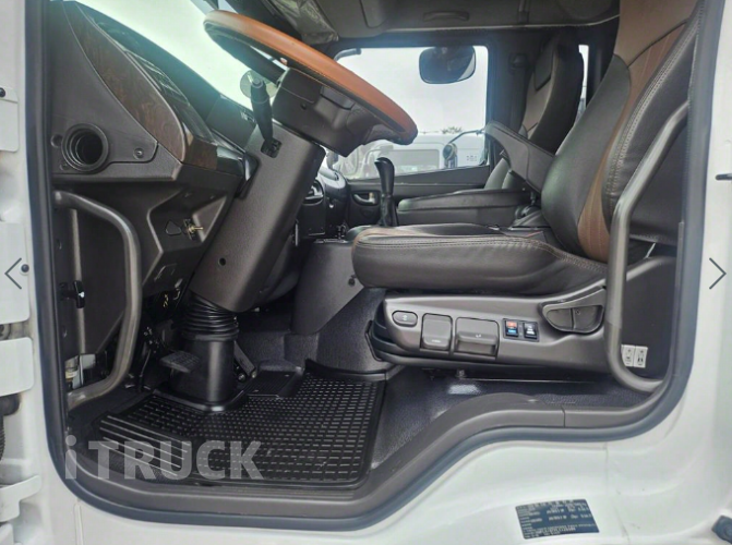 현대 메가트럭 280 단바리 카고 5톤 수동 12