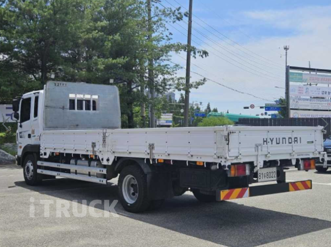 현대 메가트럭 280 단바리 카고 5톤 오토 4