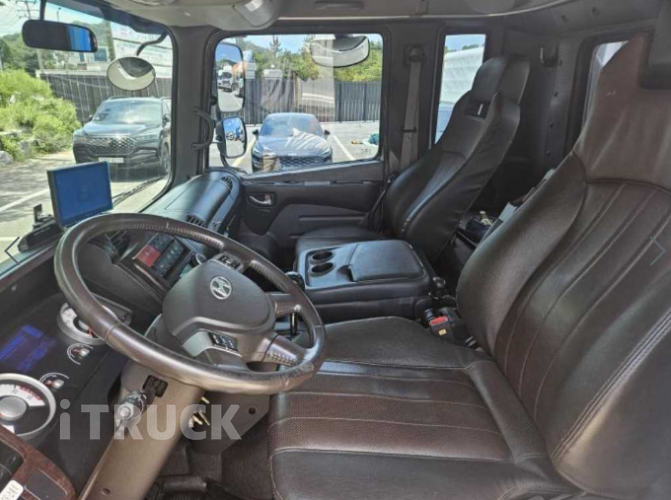 현대 메가트럭 280 단바리 카고 5톤 오토 6