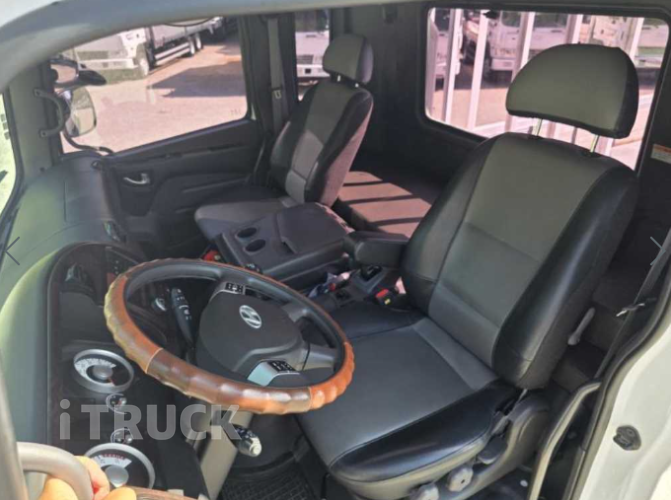 현대 메가트럭 280 단바리 카고 5톤 수동 13