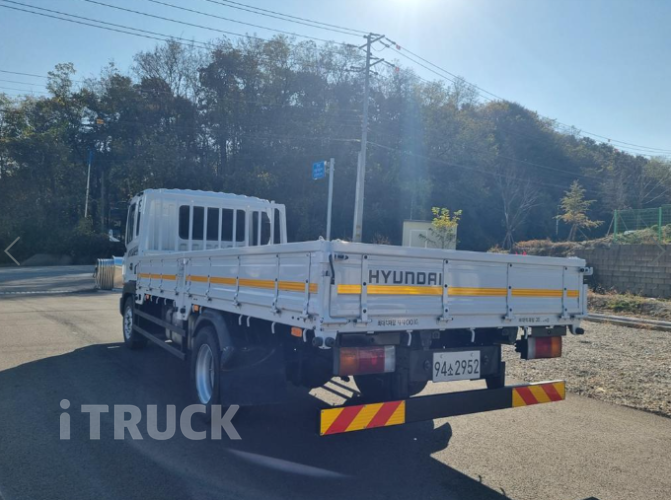 현대 메가트럭 260 단바리 카고 5톤 수동 5