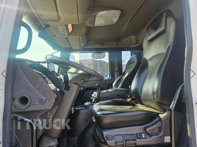 현대 메가트럭 280 단바리 카고 5톤 수동 10