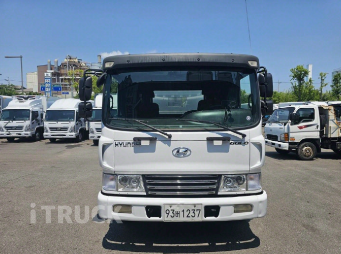 현대 메가트럭 화물덤프 5톤 2