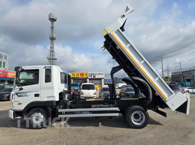 현대 메가트럭 화물덤프 5톤 11